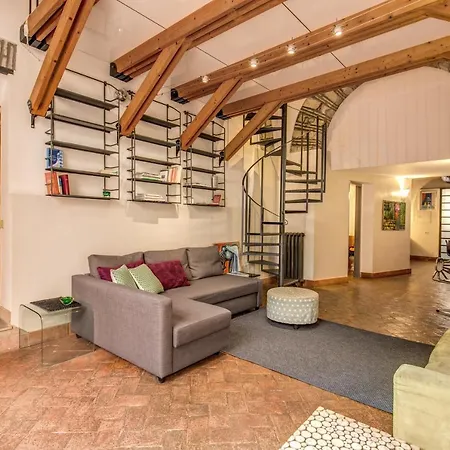 Trastevere Hyperloft & Garden דירה רומא